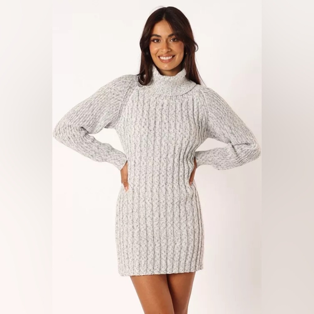 Petal & Pup Kourtney Long Sleeve Mini Dress - Grey Marle size Small NWT